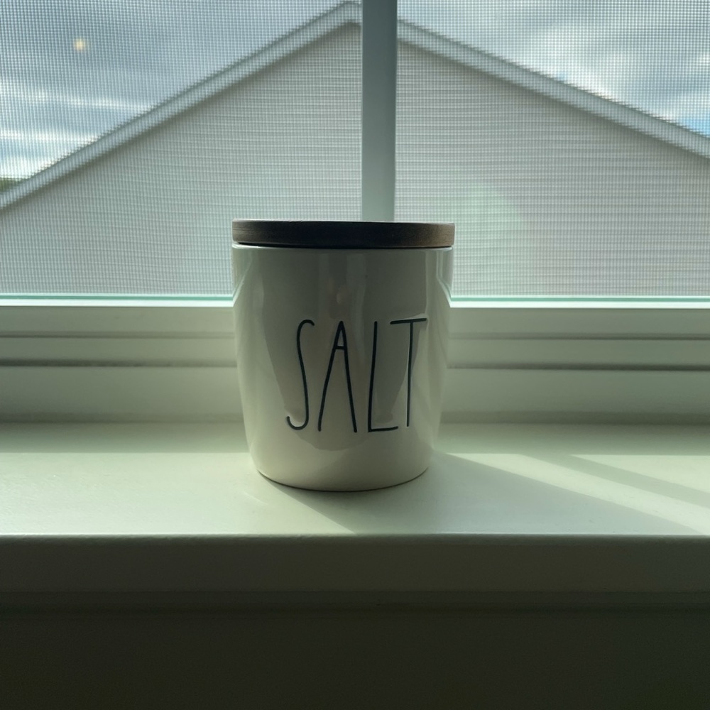 Rae Dunn Salt Container